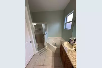 942 NW Leonardo Circle, Port Saint Lucie, FL 34986 - Photo 6