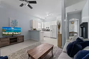 10376 Trianon Pl, Wellington, FL 33449 - Photo 24