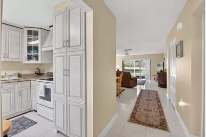 21656 Juego Circle #23g, Boca Raton, FL 33433 - Photo 4