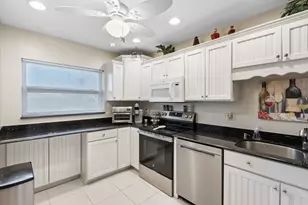 1351 Bayshore Dr, Fort Pierce, FL 34949 - Photo 16