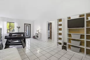 5465 W 27th Ln, Hialeah, FL 33016 - Photo 6