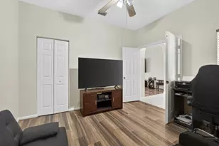 8600 Pine Cay, West Palm Beach, FL 33411 - Photo 10