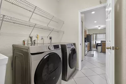 8600 Pine Cay, West Palm Beach, FL 33411 - Photo 24