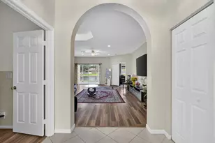 8600 Pine Cay, West Palm Beach, FL 33411 - Photo 8
