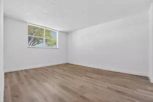 9081 Lime Bay Blvd, Tamarac, FL 33321 - Photo 10