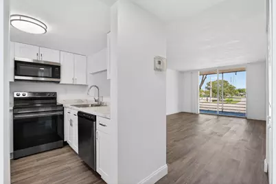 9081 Lime Bay Boulevard, Tamarac, FL 33321 - Photo 4