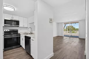 9081 Lime Bay Blvd, Tamarac, FL 33321 - Photo 4