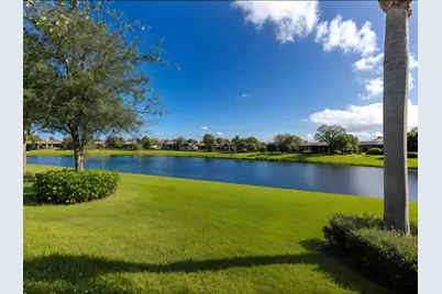 5086 Pendelton Square, Vero Beach, FL 32967 - Photo 2