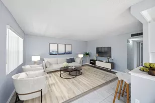 422 Burgundy I, Delray Beach, FL 33484 - Photo 2