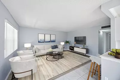 422 Burgundy I, Delray Beach, FL 33484 - Photo 2