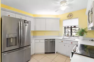 5226 Europa Dr, Boynton Beach, FL 33437 - Photo 16