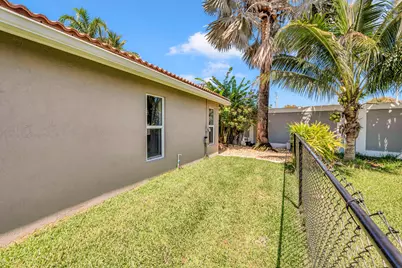 1973 NW 45th Street, Oakland Park, FL 33309 - Photo 42