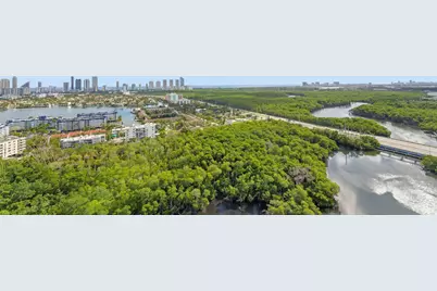 16385 Biscayne Boulevard #2516, North Miami Beach, FL 33160 - Photo 36