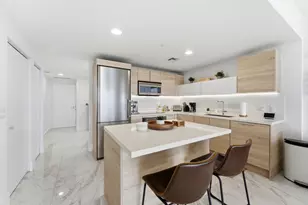 16385 Biscayne Blvd, North Miami Beach, FL 33160 - Photo 4