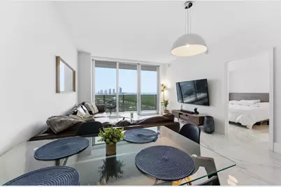 16385 Biscayne Boulevard #2516, North Miami Beach, FL 33160 - Photo 18