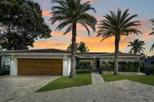 2164 NE 25th St, Wilton Manors, FL 33305 - Photo 2