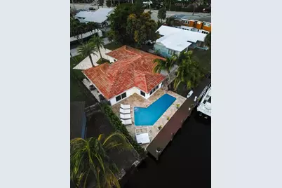 2164 NE 25th Street, Wilton Manors, FL 33305 - Photo 30