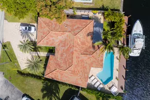 2164 NE 25th St, Wilton Manors, FL 33305 - Photo 30