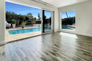 2164 NE 25th St, Wilton Manors, FL 33305 - Photo 20