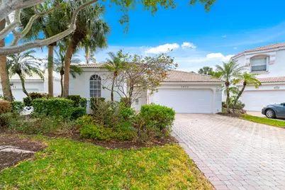 2072 Chagall Circle, West Palm Beach, FL 33409 - Photo 2