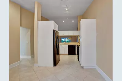 12257 Country Greens Boulevard, Boynton Beach, FL 33437 - Photo 10