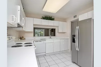 4734 Lucerne Lakes Boulevard E #301, Greenacres, FL 33467 - Photo 8