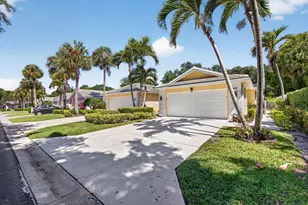4047 Grove Point Rd, Palm Beach Gardens, FL 33410 - Photo 4