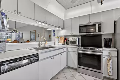 4091 Cypress Reach Court #302, Pompano Beach, FL 33069 - Photo 8