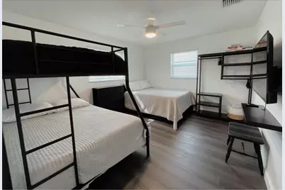 1523 Berkshire Avenue, Jupiter, FL 33469 - Photo 6