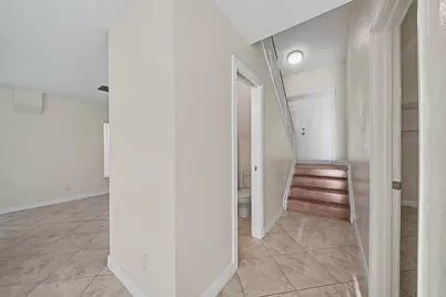 5789 Woodland Point Drive, Tamarac, FL 33319 - Photo 32