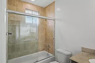 5789 Woodland Point Dr, Tamarac, FL 33319 - Photo 38