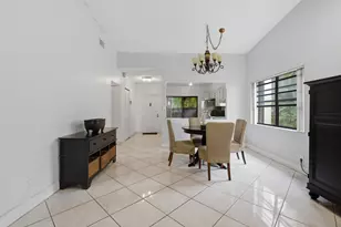 6375 W Pinehurst Cir Circle, Tamarac, FL 33321 - Photo 6
