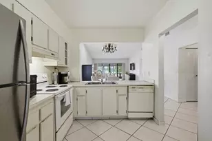 6375 W Pinehurst Cir Circle, Tamarac, FL 33321 - Photo 12