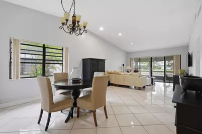 6375 W Pinehurst Cir Circle #D38, Tamarac, FL 33321 - Photo 8