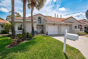 11160 Rios Rd, Boca Raton, FL 33498 - Photo 2