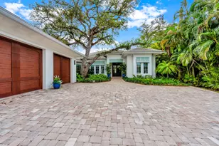 544 Live Oak Rd, Vero Beach, FL 32963 - Photo 2