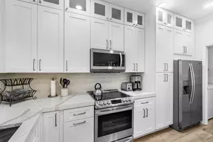 65 SE 5th Ave, Delray Beach, FL 33483 - Photo 12