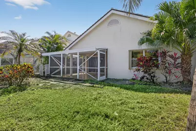 283 Canterbury Drive W, Palm Beach Gardens, FL 33418 - Photo 56