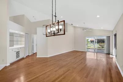 283 Canterbury Drive W, Palm Beach Gardens, FL 33418 - Photo 20