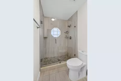 283 Canterbury Drive W, Palm Beach Gardens, FL 33418 - Photo 42