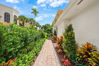 5846 NW 24th Avenue #202, Boca Raton, FL 33496 - Photo 4