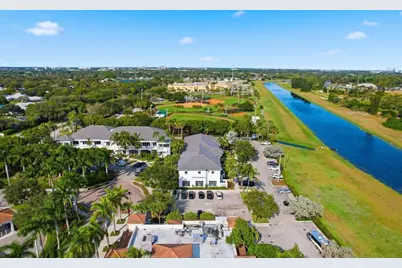 3307 Northlake Boulevard #107, Palm Beach Gardens, FL 33403 - Photo 6