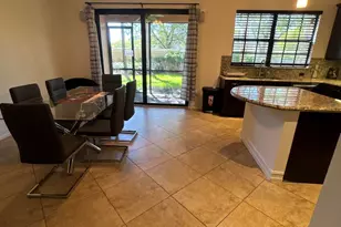 127 W Riverwalk Cir W, Plantation, FL 33325 - Photo 8