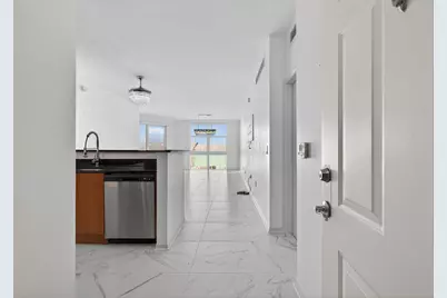 806 E Windward Way #403, Lantana, FL 33462 - Photo 8