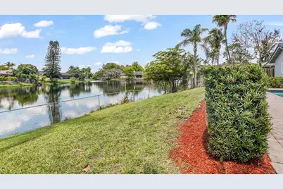 1071 NW 97th Avenue, Plantation, FL 33322 - Photo 46