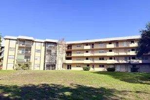 6260 S Falls Cir Dr, Lauderhill, FL 33319 - Photo 24