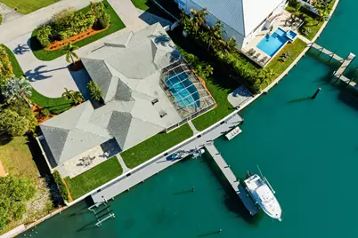 1625 Thumb Point Drive, Fort Pierce, FL 34949 - Photo 4