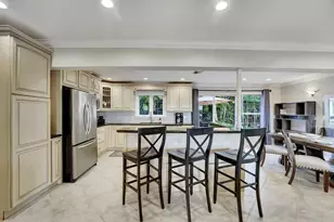 5574 Lake Osborne Dr, Lake Worth, FL 33461 - Photo 6