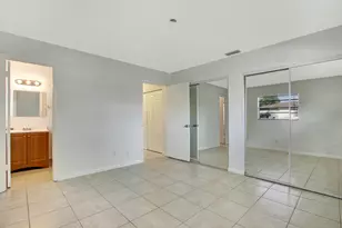 1919 Doffer Ln, North Palm Beach, FL 33408 - Photo 4