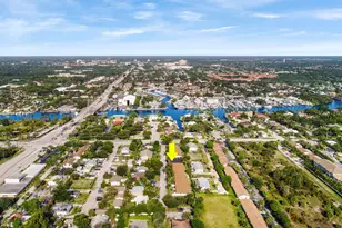 1919 Doffer Ln, North Palm Beach, FL 33408 - Photo 2